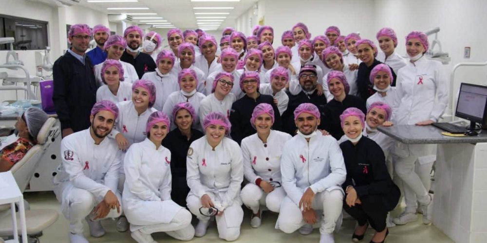 Dr. Iury e turma de odontologia